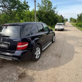  Mercedes-Benz ML 320