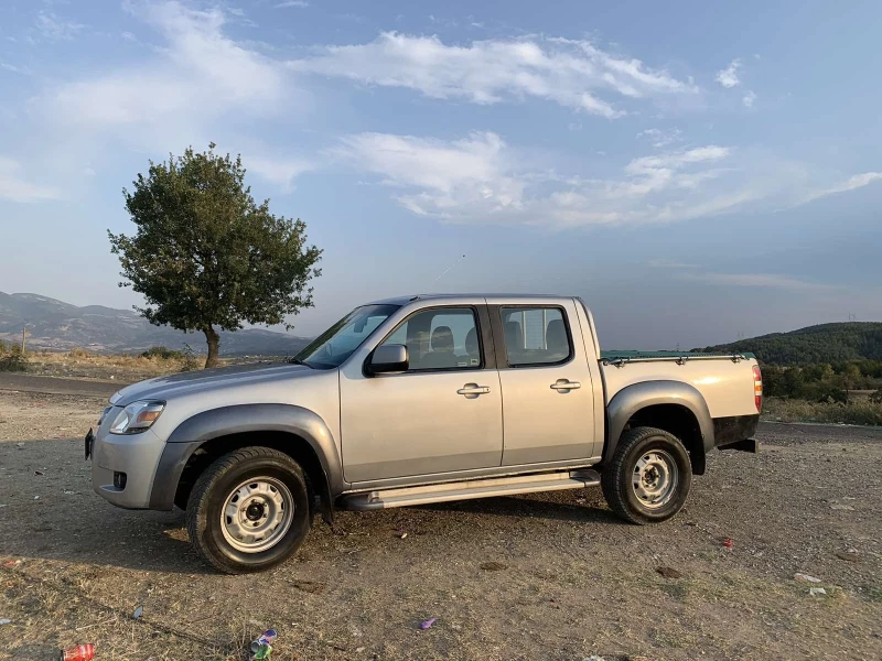 Mazda BT-50 2.5 TDI Pikap, снимка 2 - Автомобили и джипове - 47192521