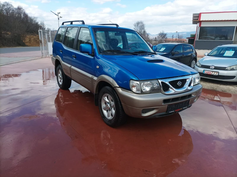 Nissan Terrano 2.4 BENZIN 4X4/ ЛИЗИНГ , снимка 2 - Автомобили и джипове - 49347523