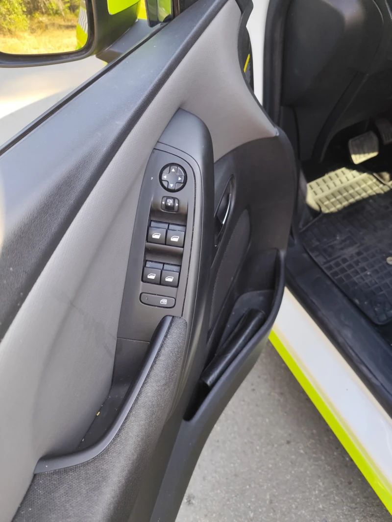 Citroen Spacetourer 1.5HDI, снимка 9 - Автомобили и джипове - 51682730