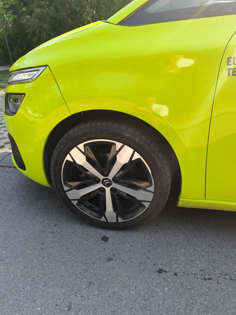 Citroen Spacetourer 1.5HDI, снимка 3 - Автомобили и джипове - 51682730