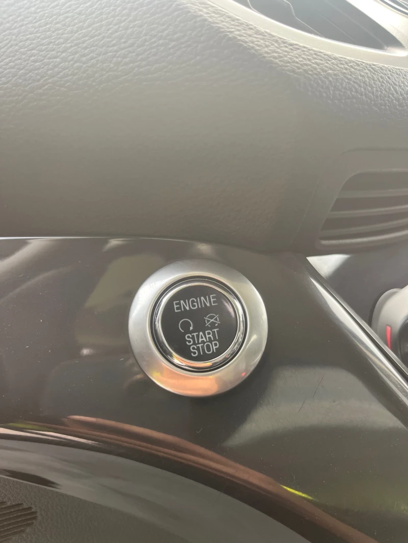 Ford Kuga 2.0 TDCi TITANIUM 4х4, снимка 13 - Автомобили и джипове - 52736002