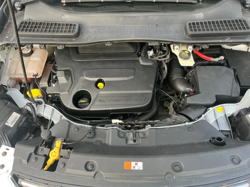 Ford Kuga 2.0 TDCi TITANIUM 4х4, снимка 15 - Автомобили и джипове - 52736002