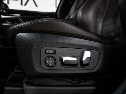 BMW X3 I * M-Package* * HeadUp* AвтоКредит* (ЦЕНА ДО БГ), снимка 16 - Автомобили и джипове - 53192319