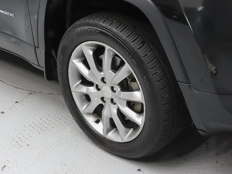 Jeep Cherokee  2.2 Diesel Limited 4Wd, снимка 16 - Автомобили и джипове - 56354259
