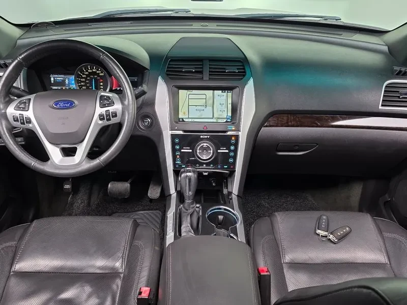 Ford Explorer 3.5 AWD - САМО 30% АВАНС, снимка 6 - Автомобили и джипове - 56368593