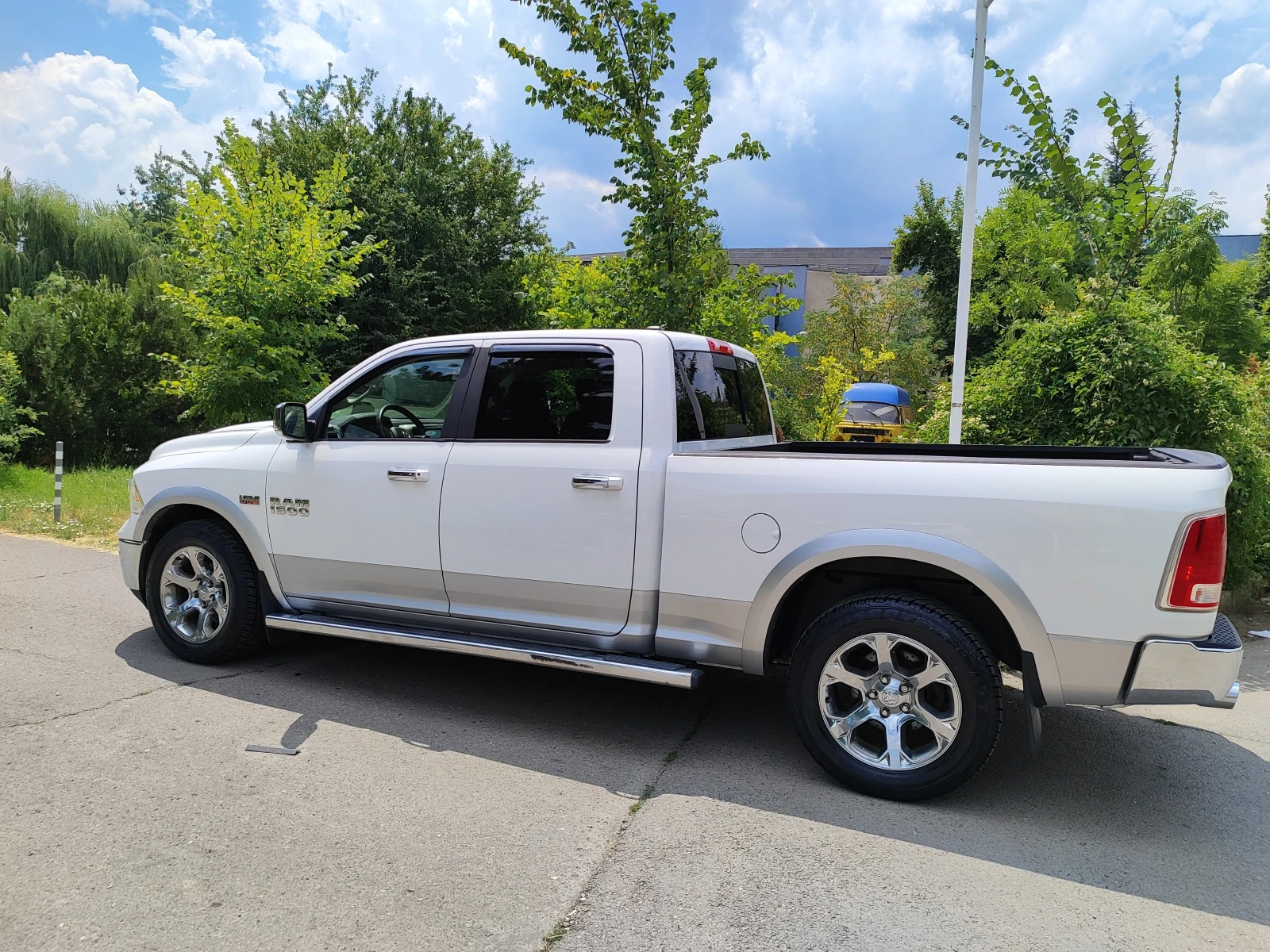 Dodge Ram LARAMIE - изображение 2