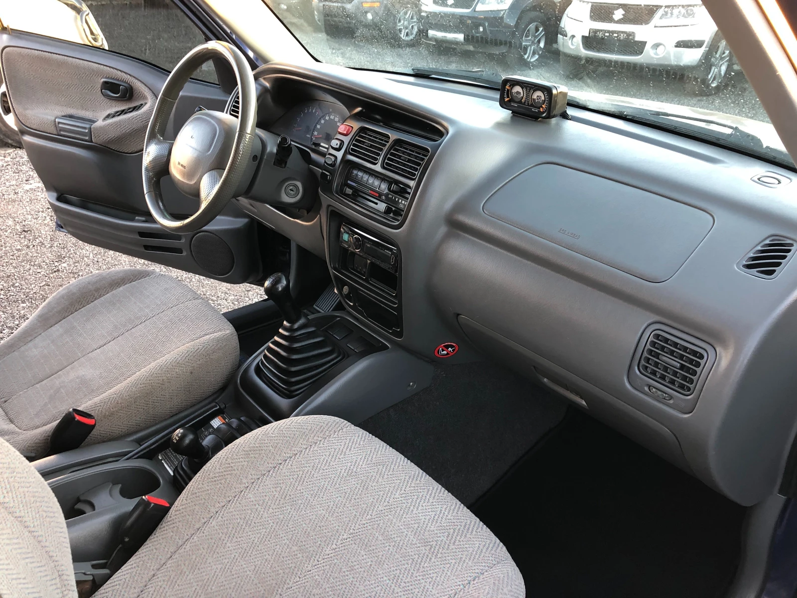 Suzuki Grand vitara 2.0 GAZ  | Mobile.bg   14