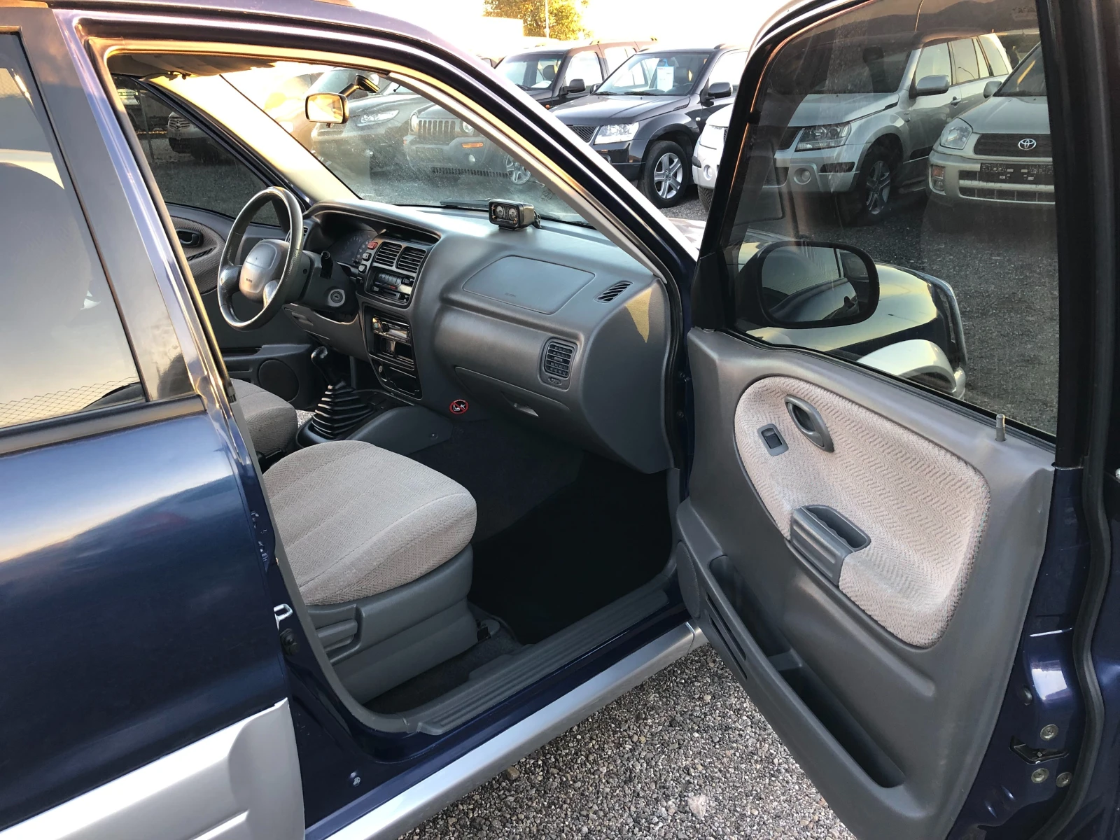 Suzuki Grand vitara 2.0 GAZ  | Mobile.bg   13