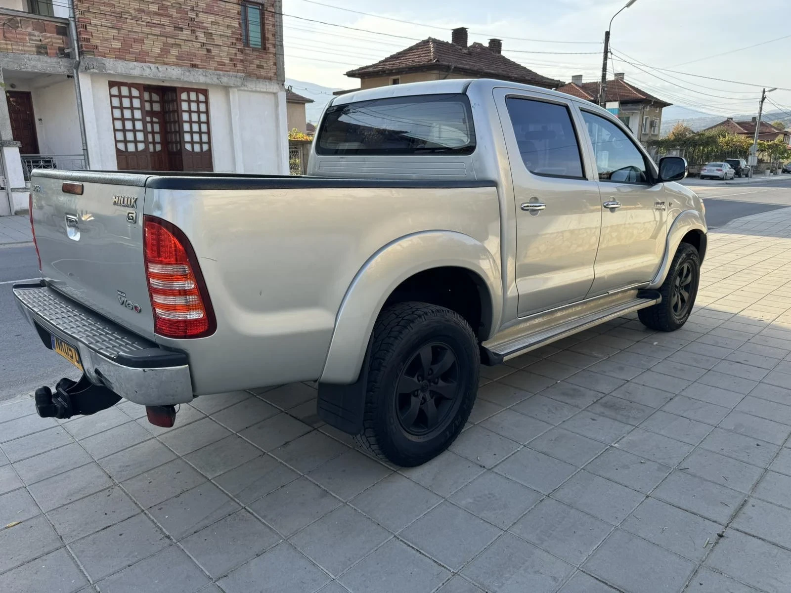 Toyota Hilux 3.0 - изображение 6