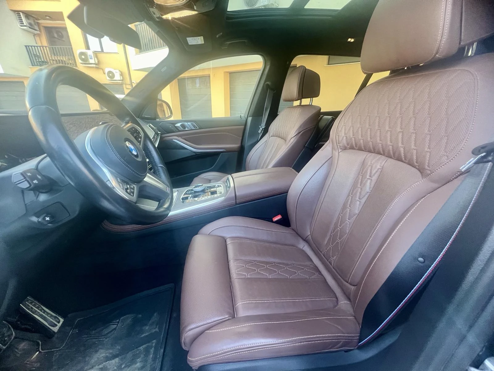 BMW X7 xDrive40i* MSPORT PRO* ХИБРИД* SKYLOUNGE* ГАРАНЦИЯ - изображение 9