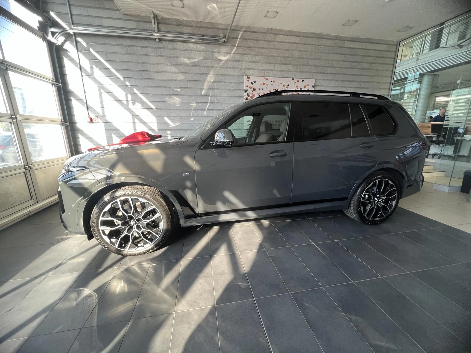 BMW X7 xDrive40i* MSPORT PRO* ХИБРИД* SKYLOUNGE* ГАРАНЦИЯ - изображение 4