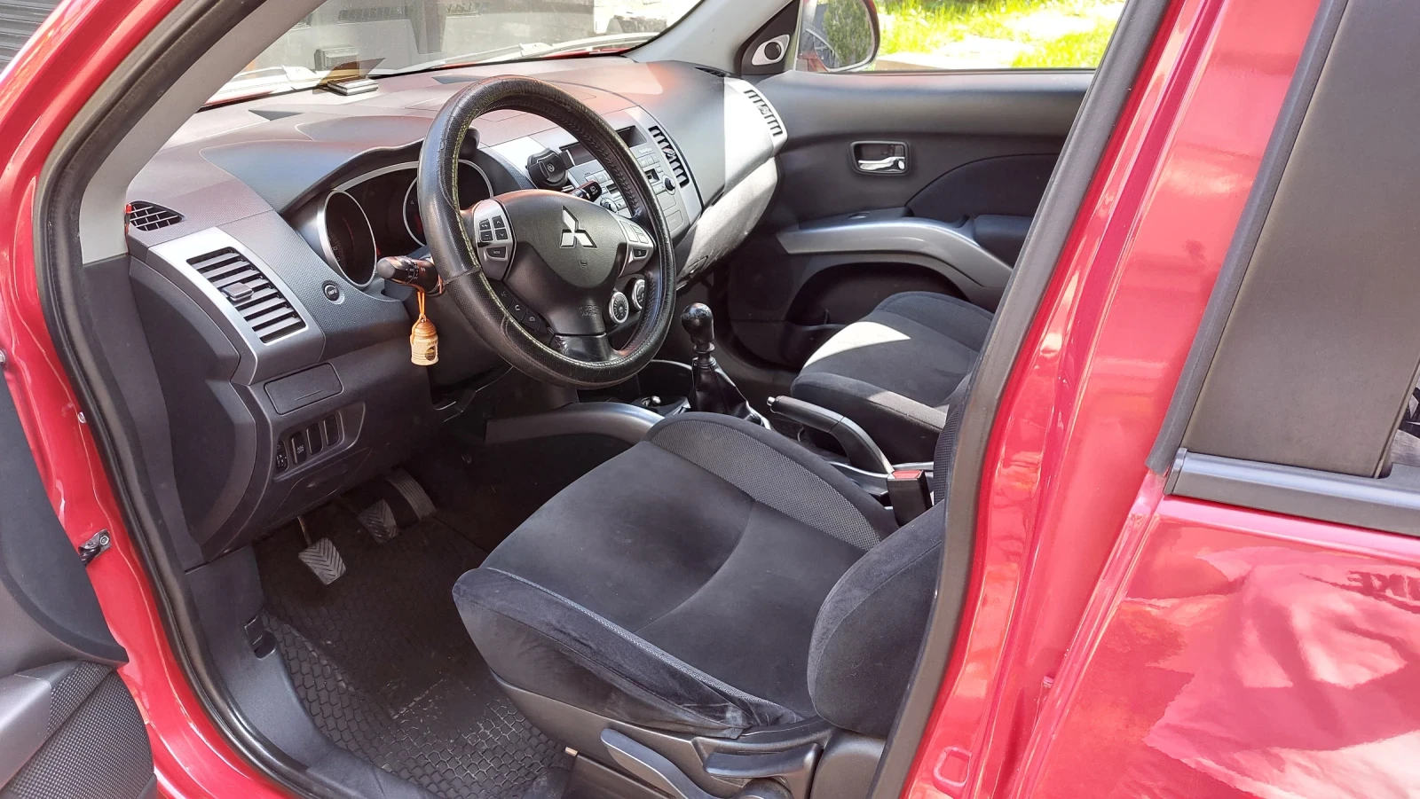 Mitsubishi Outlander  - изображение 7