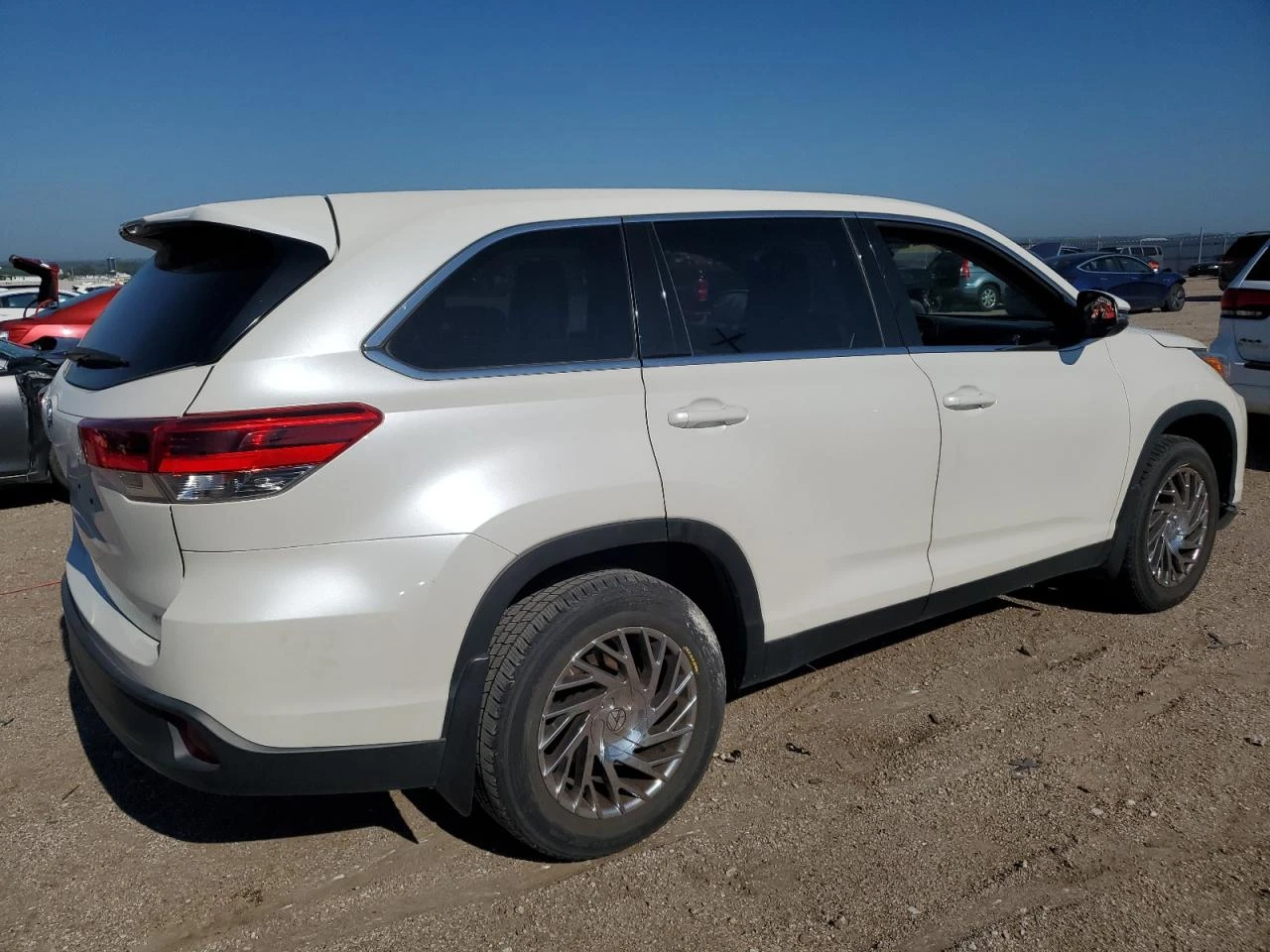 Toyota Highlander 4X4/LE/ВИДЕО НА МОТОРА - изображение 4
