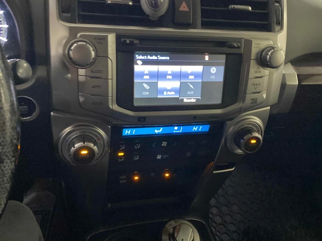 Toyota 4runner * Limited 4WD 4dr V6 * CARFAX * БЕЗ ПЪРВОНАЧАЛНА В - изображение 8