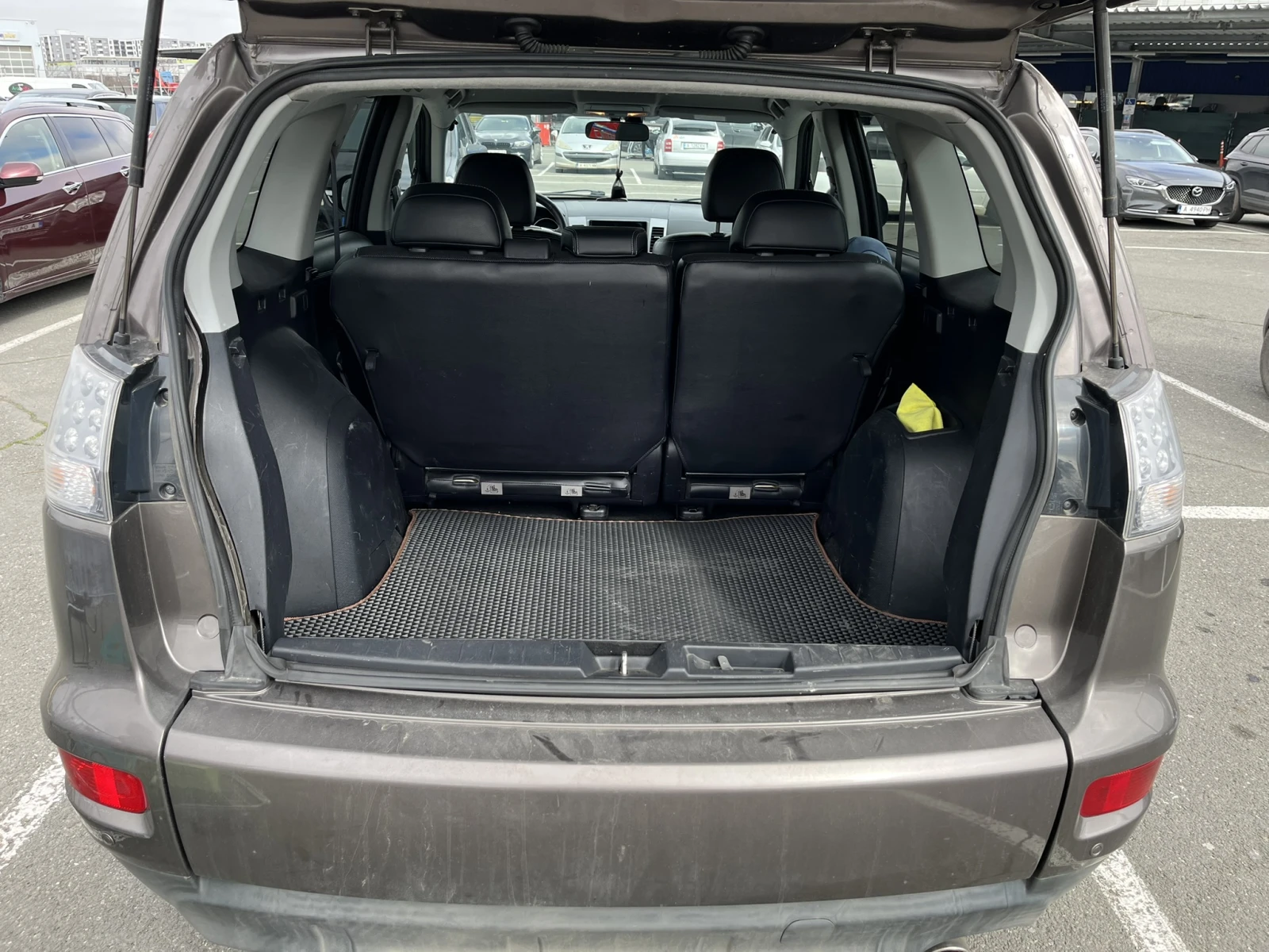 Mitsubishi Outlander 2.4 4WD - изображение 6