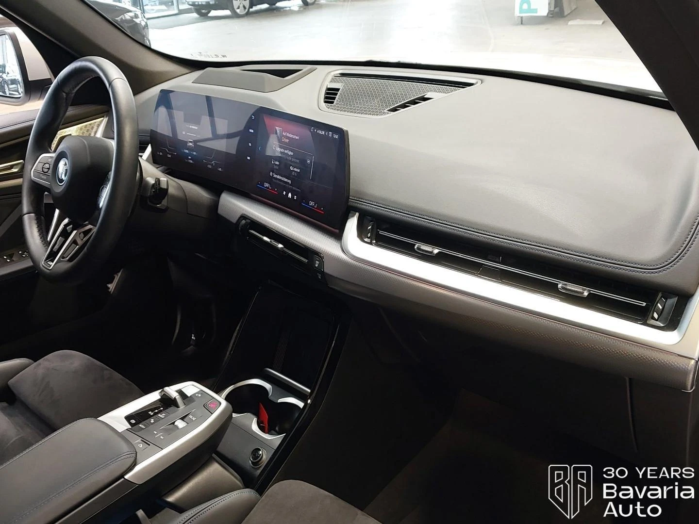 BMW iX1 30 xDrive M Sport Paket, снимка 7 - Автомобили и джипове - 53998750