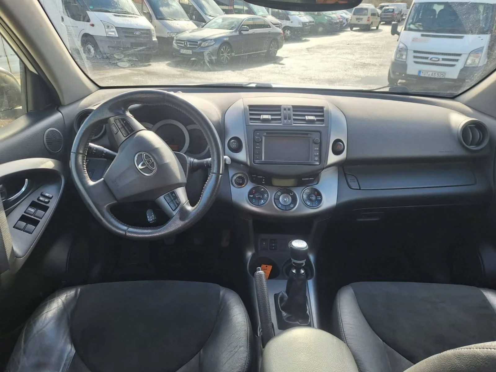 Toyota Rav4, снимка 8 - Автомобили и джипове - 54395574