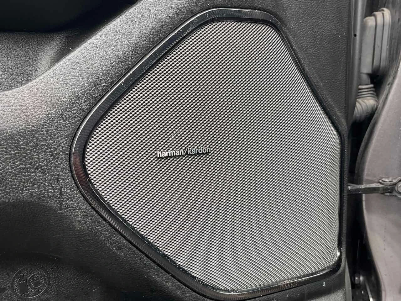 Dodge RAM 1500  Sport /Harman Kardon/CAMERA/CARFAX/АВТОКРЕДИТ, снимка 14 - Автомобили и джипове - 54589355