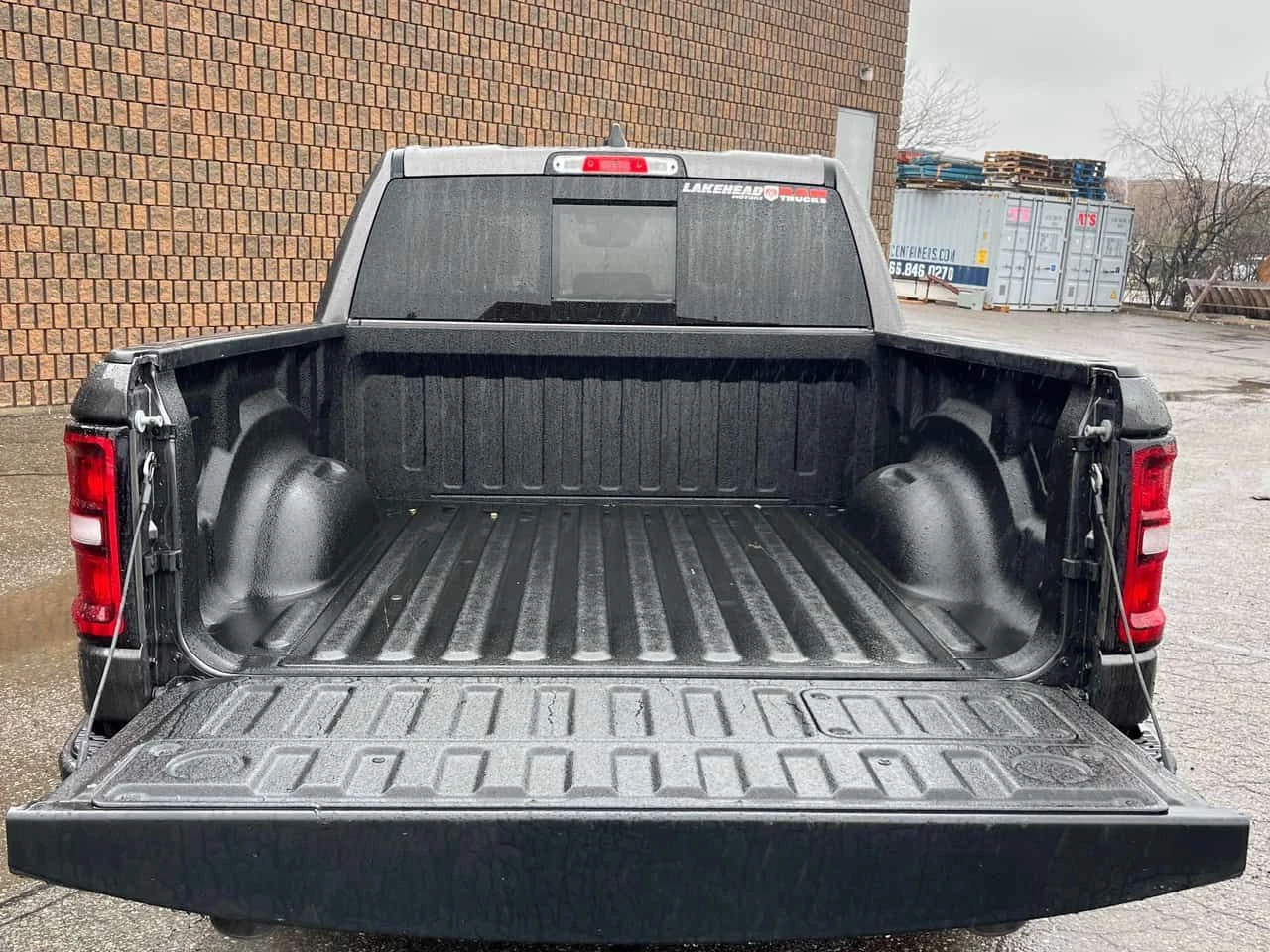 Dodge RAM 1500  Sport /Harman Kardon/CAMERA/CARFAX/АВТОКРЕДИТ, снимка 17 - Автомобили и джипове - 54589355