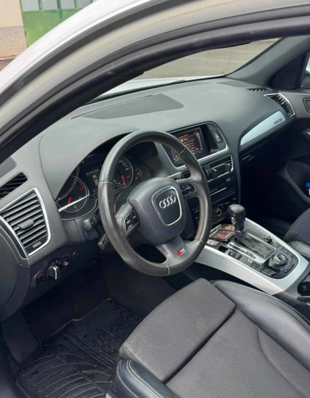 Audi Q5 2 TDI S line , снимка 9 - Автомобили и джипове - 54882856