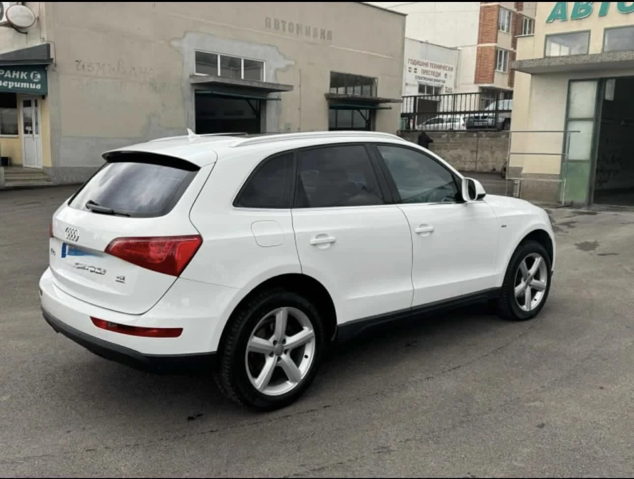 Audi Q5 2 TDI S line , снимка 6 - Автомобили и джипове - 54882856