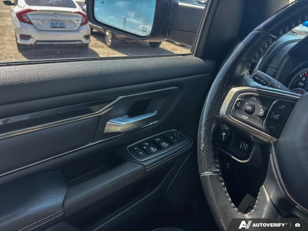 Dodge RAM 1500 Sport Crew Cab* 4WD* АвтоКредит* (ЦЕНА ДО БГ), снимка 8 - Автомобили и джипове - 55047002