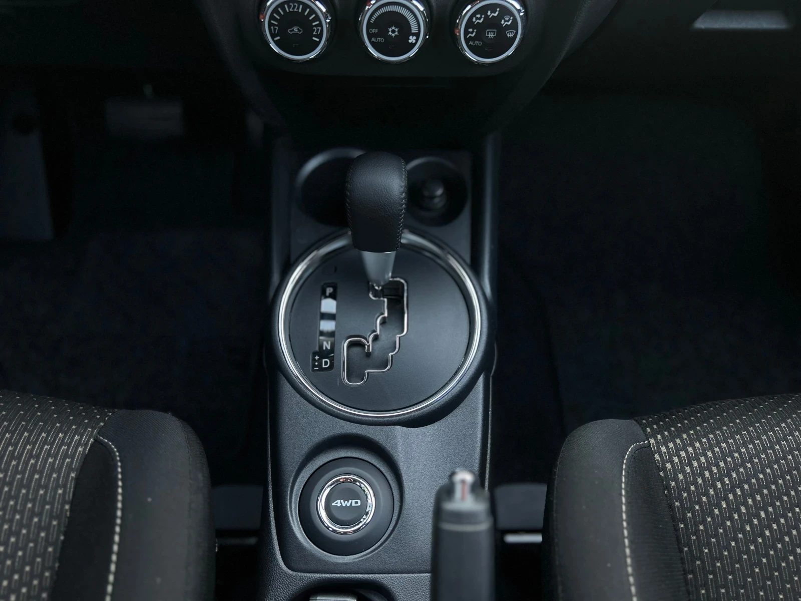 Mitsubishi ASX 2.2DID XENON LED NAVI KAMERA AWD | Mobile.bg � ����������� 8