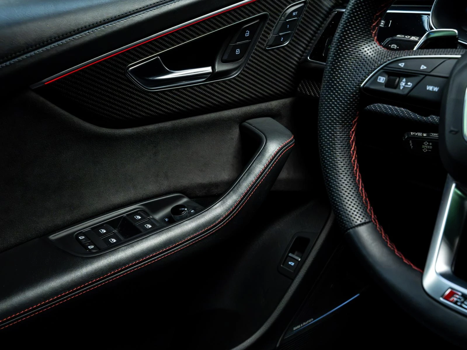 Audi RSQ8 QUATTRO* B&O* MATRIX* 360CAM* PANO* HUD* ОБДУХВ* , снимка 10 - Автомобили и джипове - 55655722