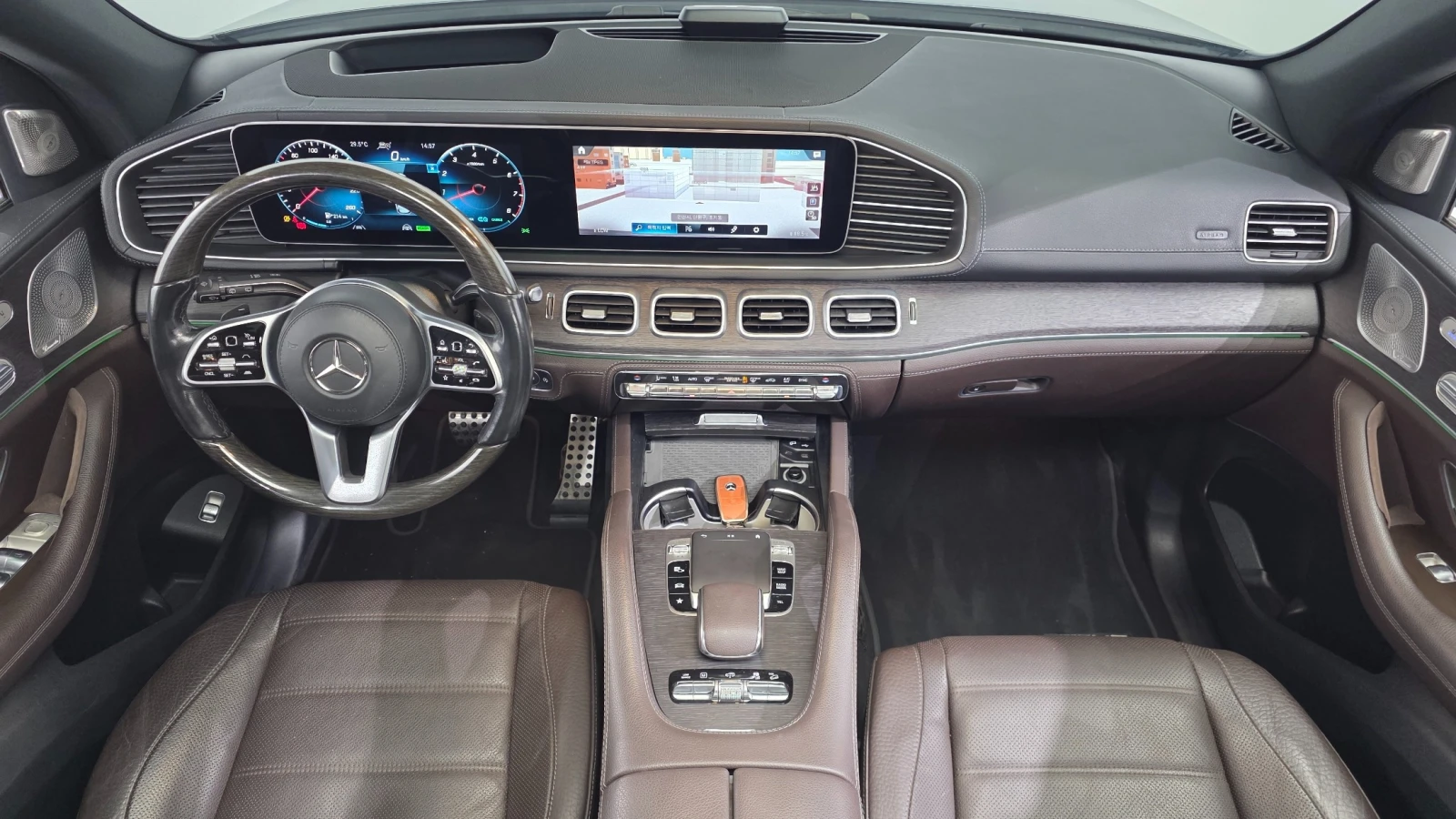 Mercedes-Benz GLS580 GLS 580 4MATIC | HUD | 360  камера | Масаж, снимка 6 - Автомобили и джипове - 55853103