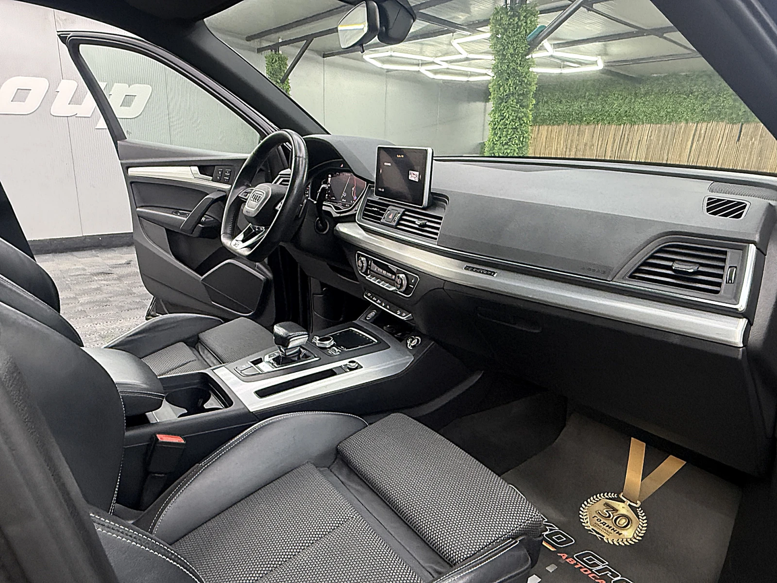 Audi Q5 5.0TDI/S-line/PANORAMA/KeylessGO/360-K/ЛИЗИНГ, снимка 13 - Автомобили и джипове - 55937063