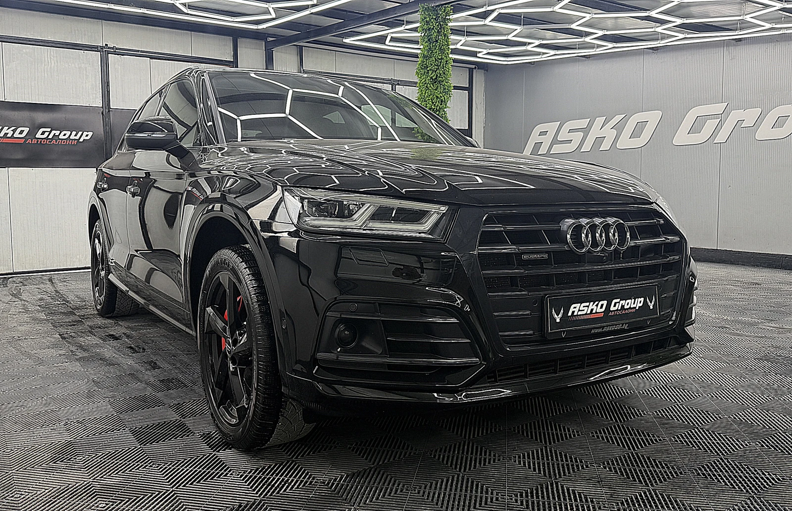 Audi Q5 5.0TDI/S-line/PANORAMA/KeylessGO/360-K/ЛИЗИНГ, снимка 3 - Автомобили и джипове - 55937063