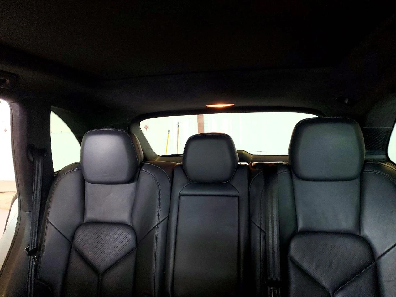 Porsche Cayenne 4.8l Turbo, снимка 10 - Автомобили и джипове - 56366861