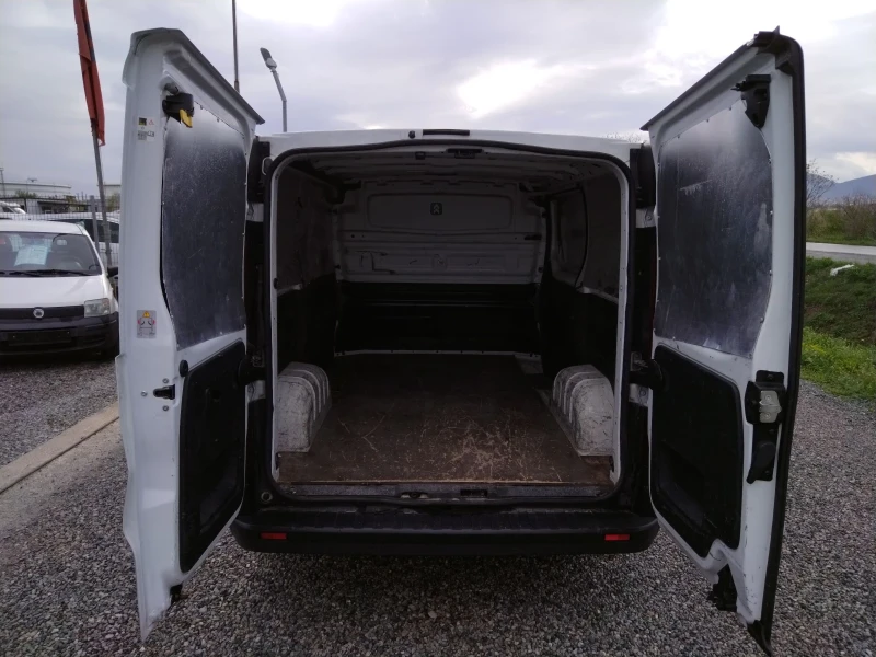 Nissan NV300 6 скорости, темпомат, партроник, , снимка 10 - Бусове и автобуси - 49742963