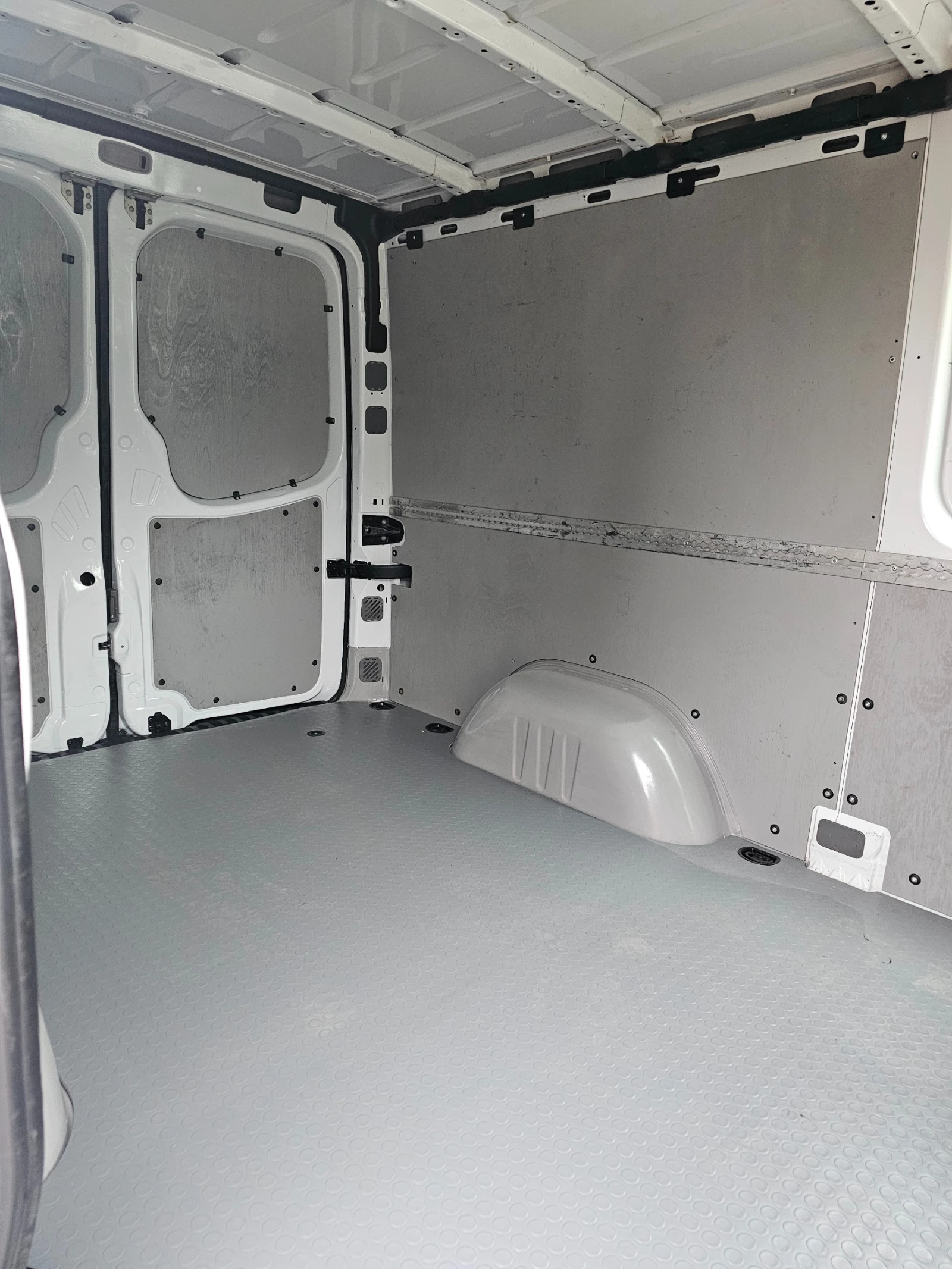 Mercedes-Benz Sprinter 316 CDI 5+ 1 Местен Климатик Теглич , снимка 13 - Бусове и автобуси - 56238145