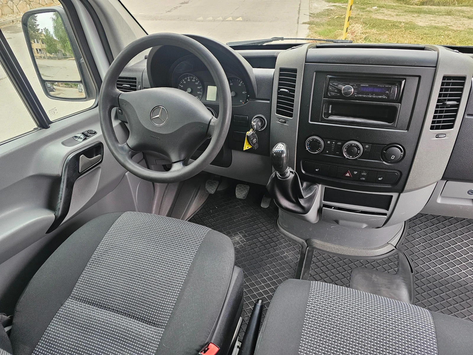Mercedes-Benz Sprinter 316 CDI 5+ 1 Местен Климатик Теглич , снимка 8 - Бусове и автобуси - 56238145
