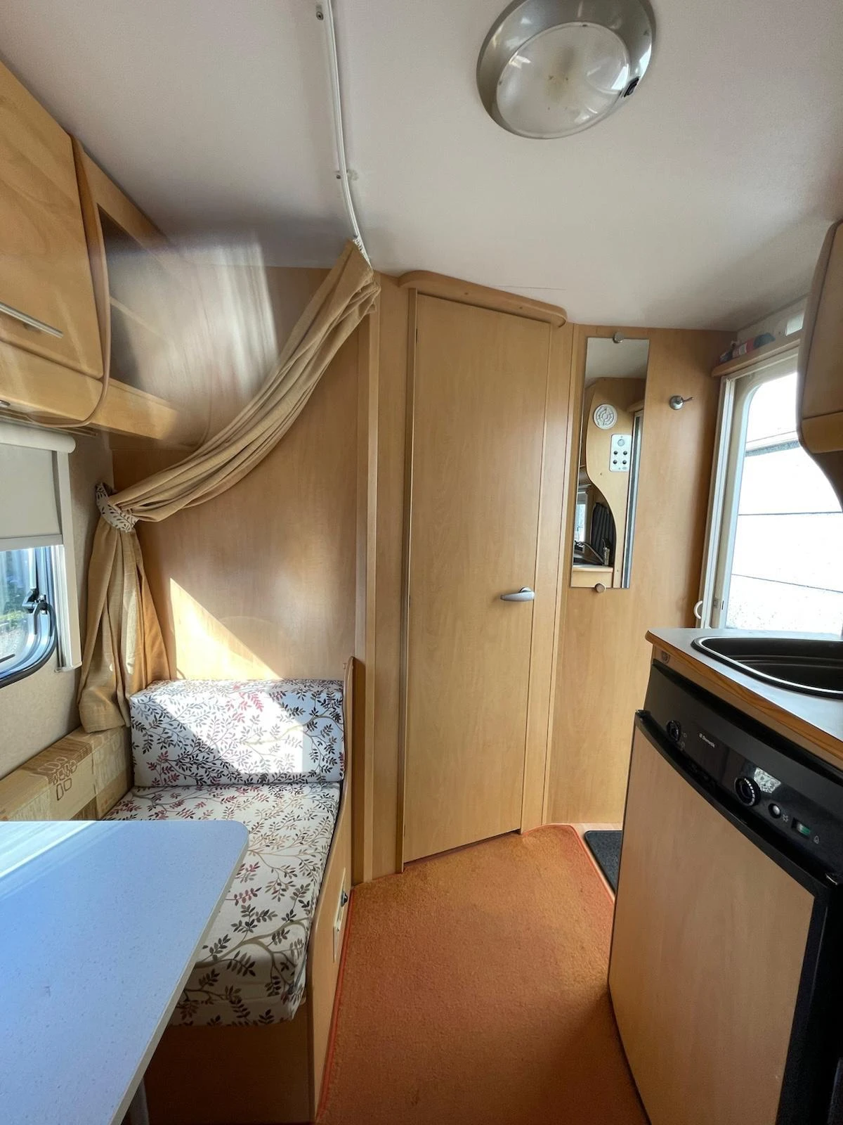 Каравана Bailey Pageant 6 Champagne, снимка 12 - Каравани и кемпери - 54271875