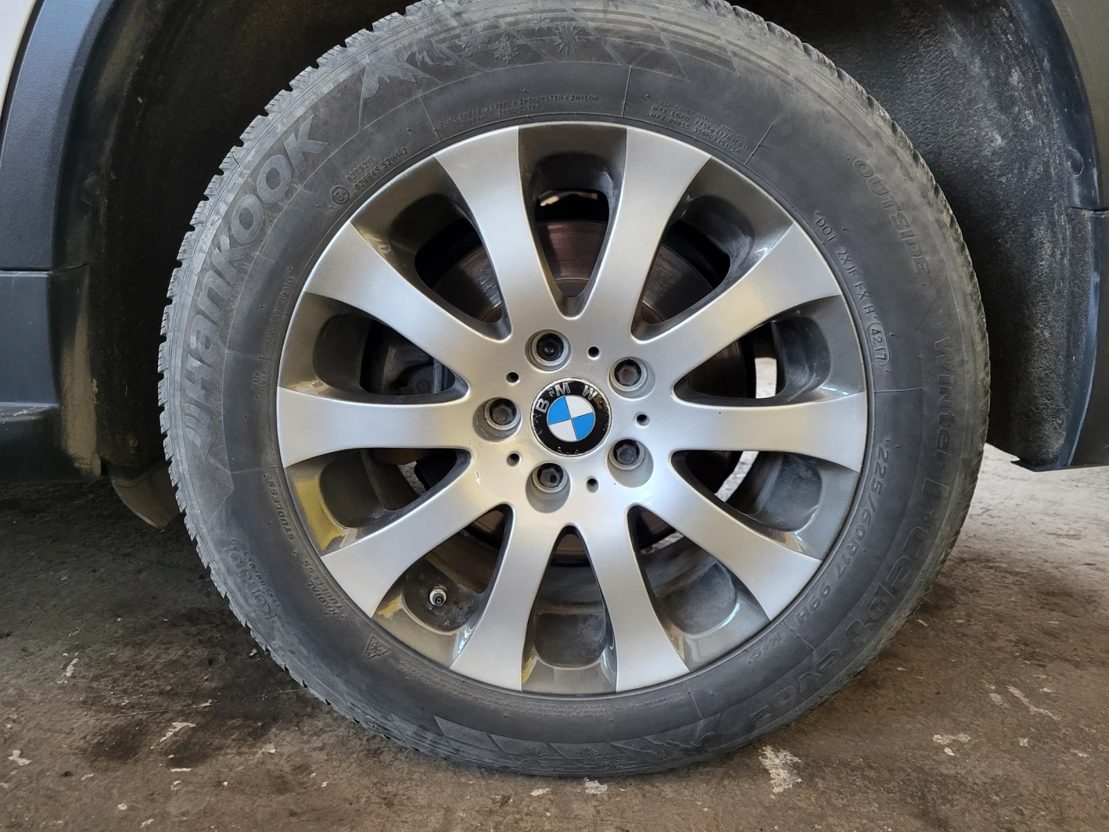 ���� � ������ 225/60R17 | Mobile.bg � ����������� 1