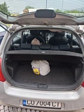 Toyota Yaris 2, снимка 6