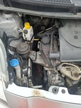 Toyota Yaris 2, снимка 9