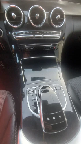 Mercedes-Benz C 220 Седан, снимка 15