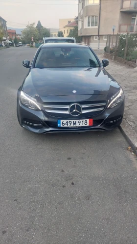 Mercedes-Benz C 220 Седан, снимка 1