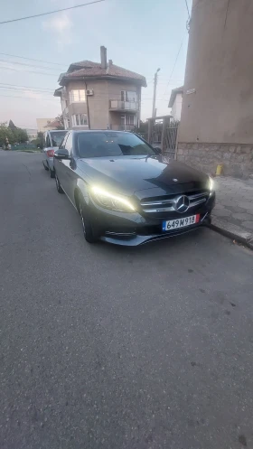 Mercedes-Benz C 220 Седан, снимка 10