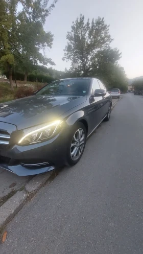 Mercedes-Benz C 220 Седан, снимка 7