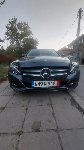 Mercedes-Benz C 220 Седан, снимка 4