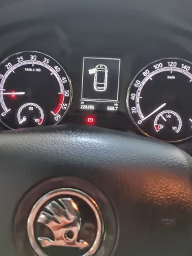 Обява за продажба на Skoda Octavia 1, 6 TDI ~21 400 лв. - изображение 7