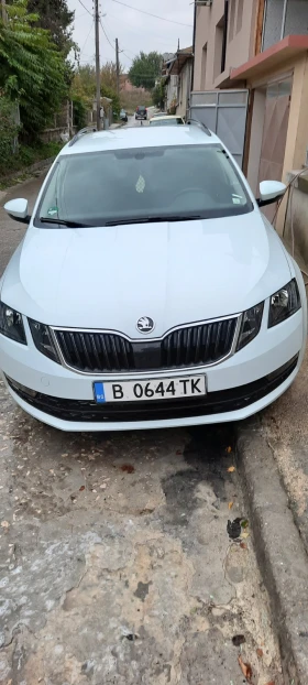 Обява за продажба на Skoda Octavia 1, 6 TDI ~21 400 лв. - изображение 1