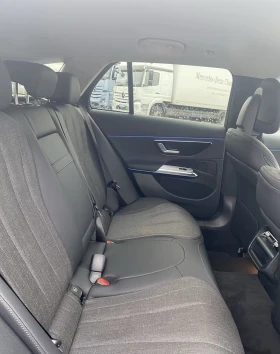 Mercedes-Benz E 220 Avantgarde/AHK/DigitalLight/360  - 42998 € / 84096.78 лв. - 56239948 7