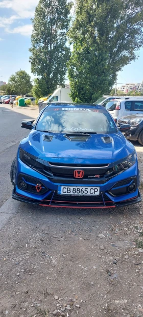 Honda Civic Sport + 1, 5 VTEC TURBO - изображение 1
