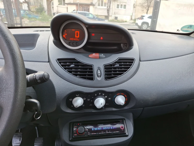 Renault Twingo 1.2 16V, снимка 9 - Автомобили и джипове - 48350463